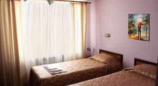 Гостиница Учебная Владивосток Стандартный двухместный номер с 2 отдельными кроватями-4